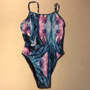 JOLYN PRETTY PRINT SIZE 30 TIE BACK